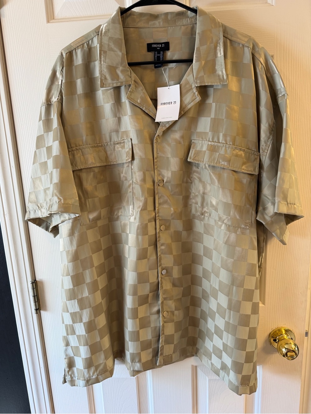 Forever 21 Men's Short-Sleeve Checker Satin Feel Shirt - Green/Gold
